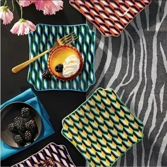 NWT DVF FOR TARGET 4pc DESSERT PLATES - Picture 1 of 7